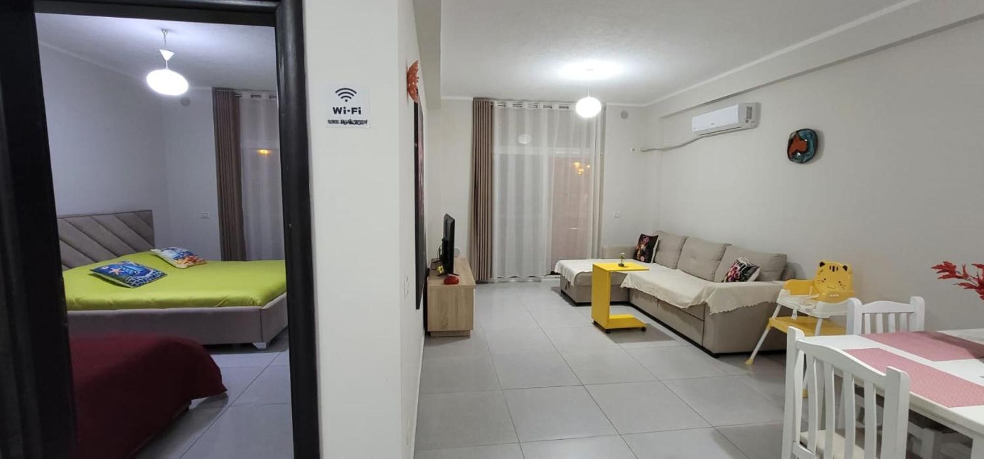 Perla Apartment 2- Seaview & Central Appartamento